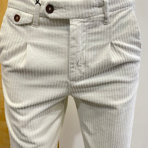 Image of Pantalone velluto costa larga Vanity Collection