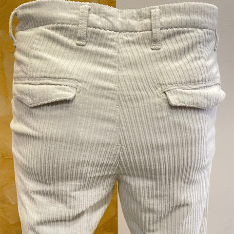 Image of Pantalone velluto costa larga Vanity Collection